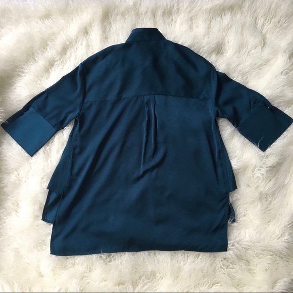 Who What Wear | Oversized Silky Tunic Top - Picture 5 of 8